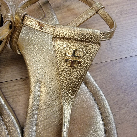 Tory Burch Britton Flat Thong Sandals - Picture 4 of 10